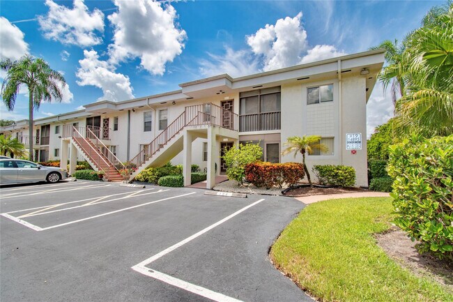Foto del edificio - 14895 Builtmore Way