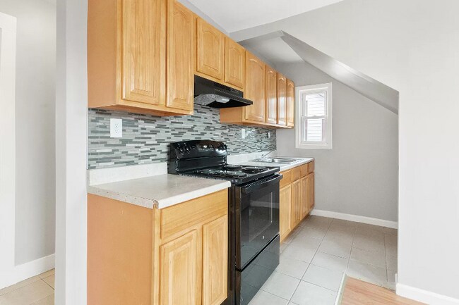 Foto del edificio - 196 Shephard Ave