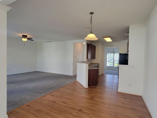 Building Photo - 177 Autumn Falls.. Autumn Cove Townhomes.....