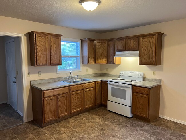 Foto del edificio - 1021 E Lynn St