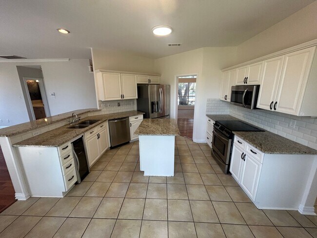 Building Photo - Great Las Colinas Location!
