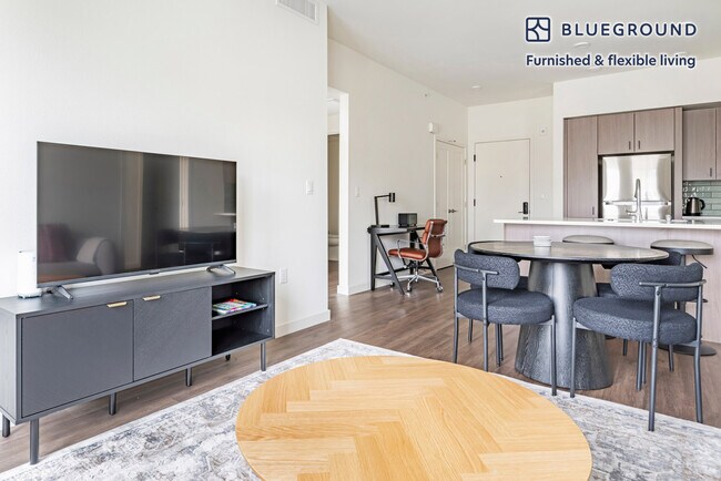 Foto del edificio - 100 Callan Ave