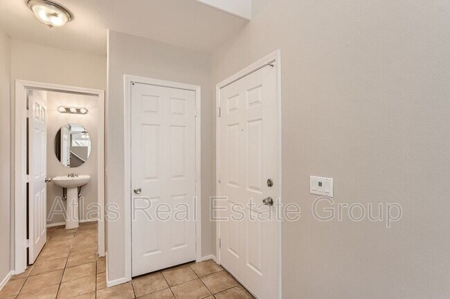 Building Photo - 4808 Principle Ct