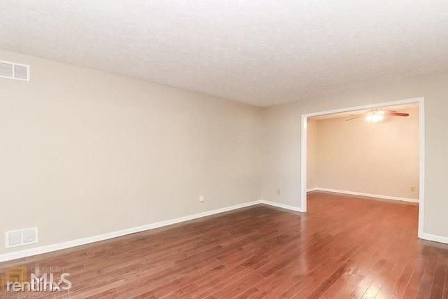 Building Photo - 4 br, 2 bath House - 410 Killian Hill Rd