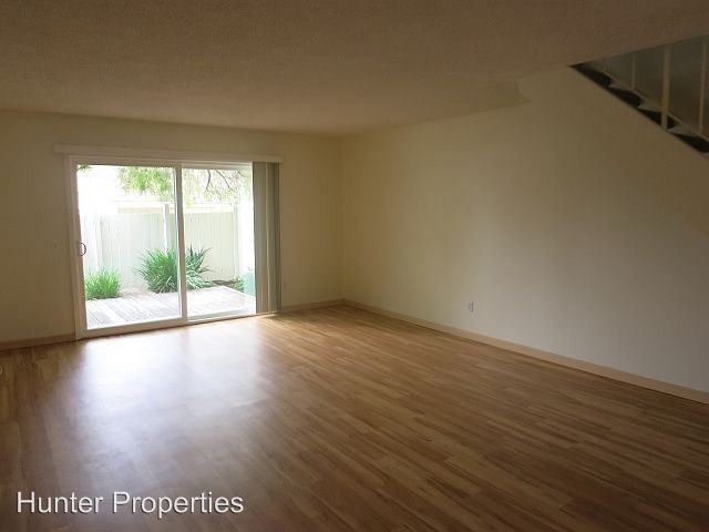 Foto del edificio - 3 br, 1.5 bath Apartment - 278 Aspenwood Lane