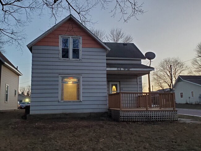 Foto del edificio - 104 NW 2nd St