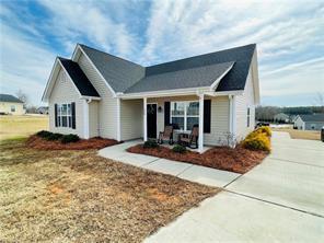 Building Photo - 139 Napa Rd