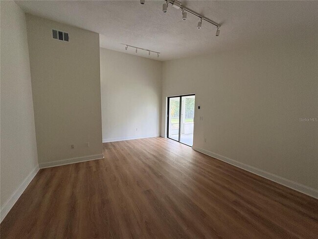 Foto del edificio - 5702 Granite Ln