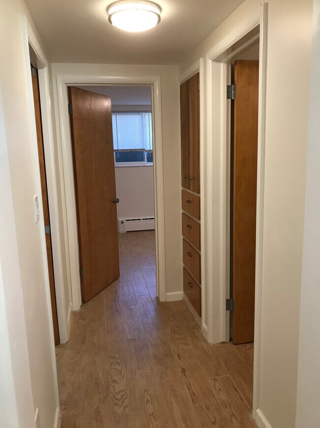 Foto del edificio - 975 W 300 N