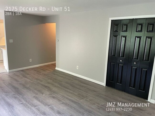 Foto del edificio - 2175 Decker Rd