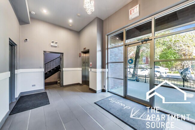 Building Photo - 2348 N Lister Ave