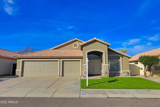 Building Photo - 4022 E Agave Rd