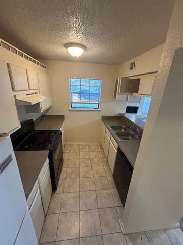 Building Photo - 5610 Brookview Ct