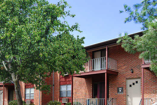 Building Photo - Cedar Arms