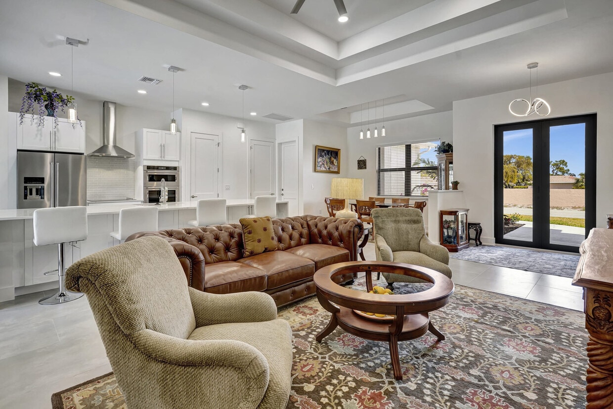 Foto principal - 9040 Carolina St