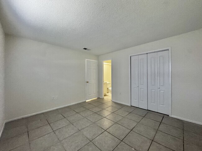 Building Photo - 4175 Corsair Ave