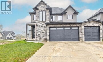 Building Photo - 552 Masters Dr