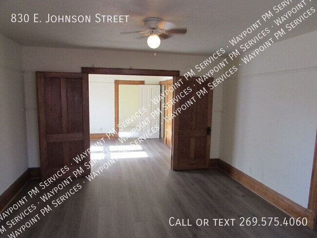 Foto del edificio - 830 E Johnson St