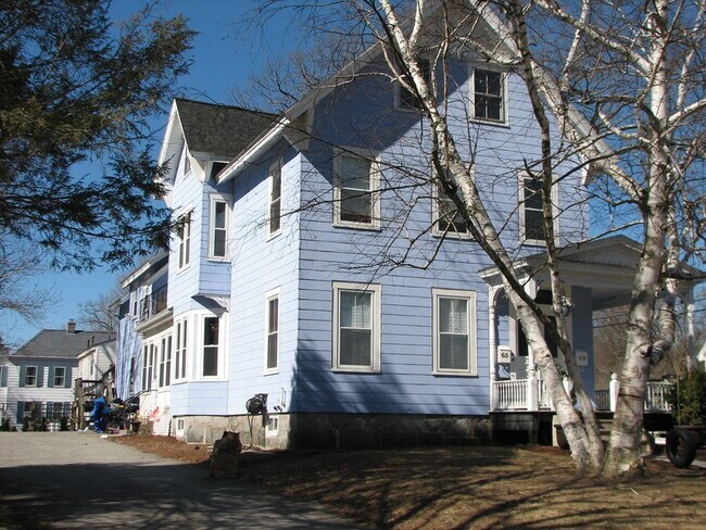 Foto del edificio - 63-65 Newfield St