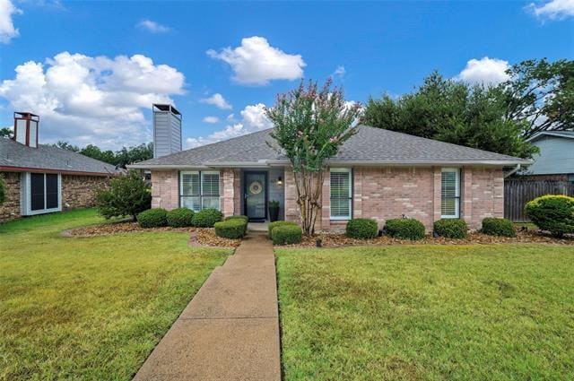 Foto principal - 321 Pepperwood St
