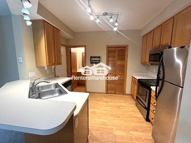 Foto del edificio - 4255 Merrimac Ln