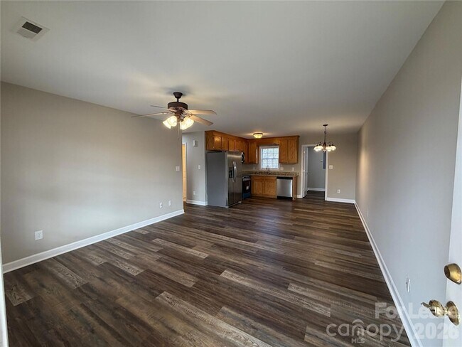 Building Photo - 505 N 1st Ave