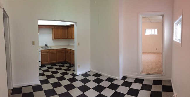 Building Photo - 614 North Avenue