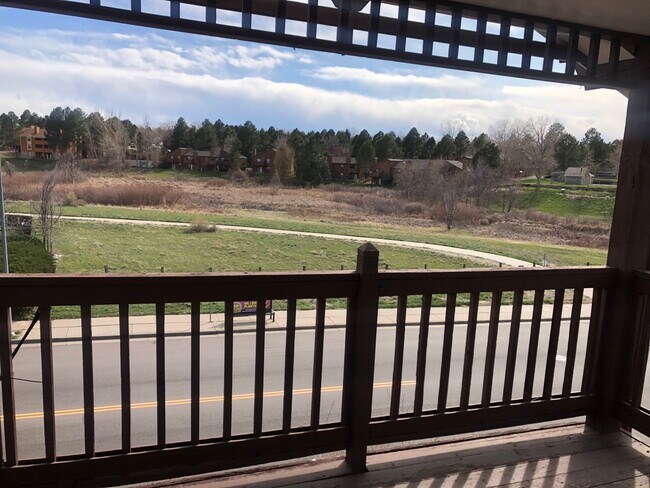 Building Photo - Desirable Top Floor, Open Space, New Carpe...