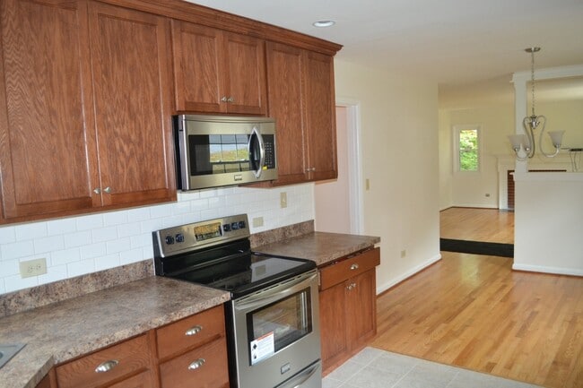 Photo - 100 Marion Ct House