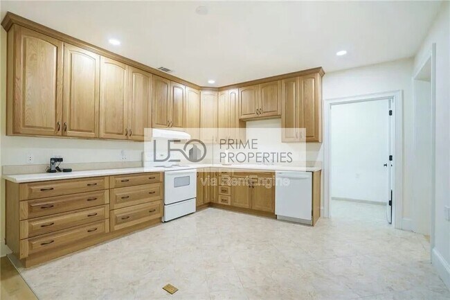 Foto del edificio - 2262 Meadowvale Dr NE