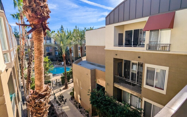 Foto del edificio - The Piedmont Senior Apartments