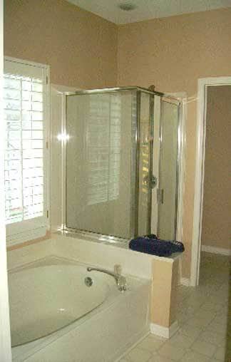 Building Photo - 516 Tysons Forest Dr