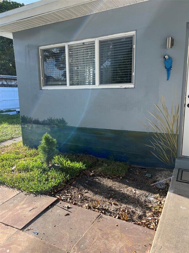 Foto del edificio - 1509 N Andrews Ave