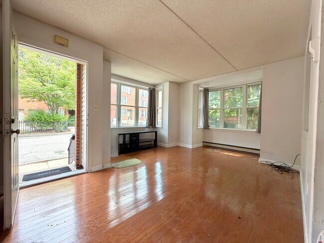Foto del edificio - 26 Ellingwood St