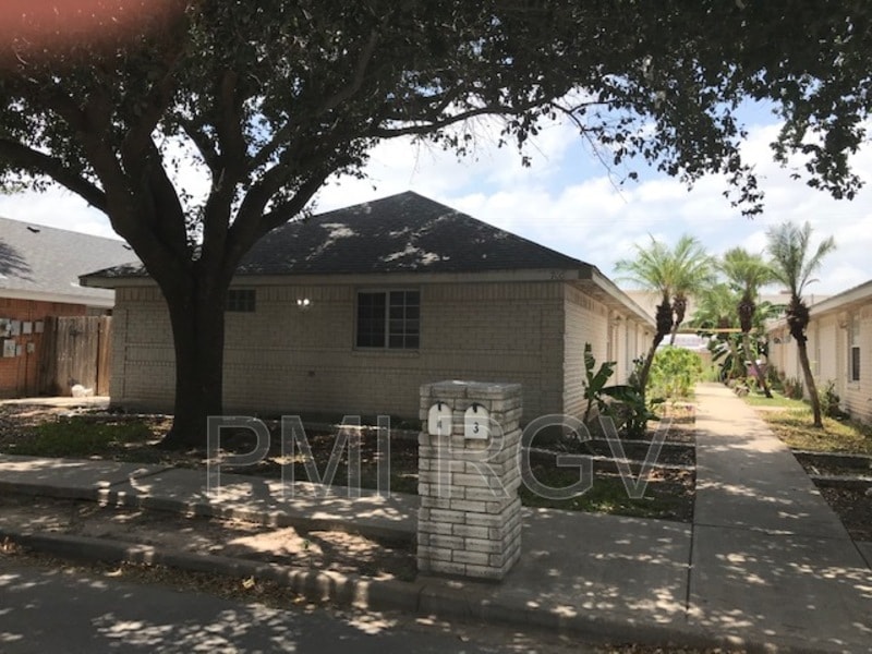 700 Sandpiper Ave Unit Apt 4, McAllen, TX 78504 Condo for Rent in
