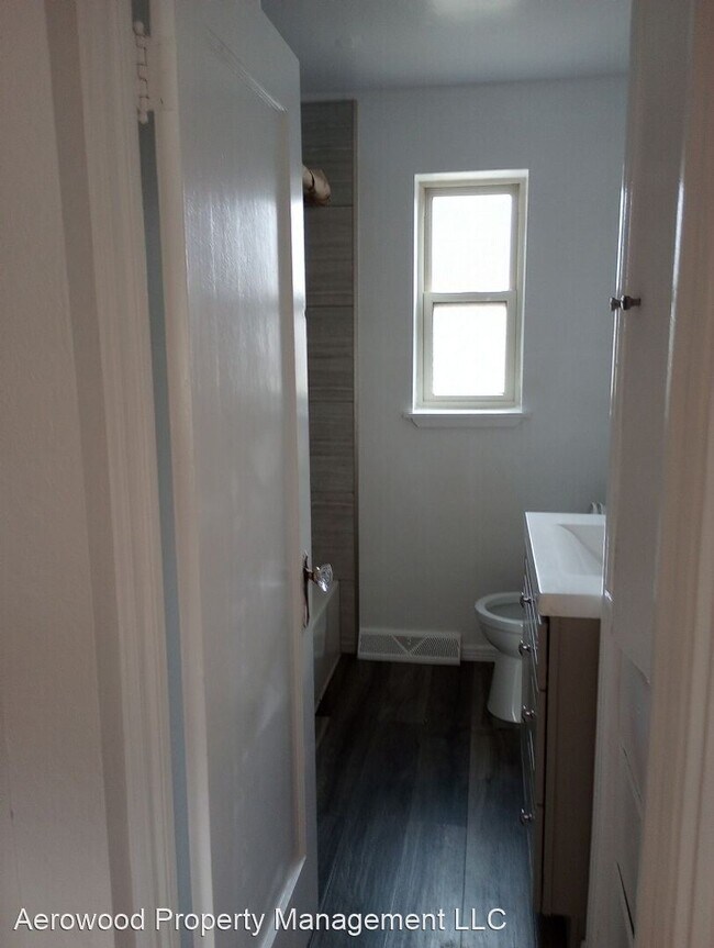 Foto del edificio - 3 br, 2 bath House - 1280 Cherry Street