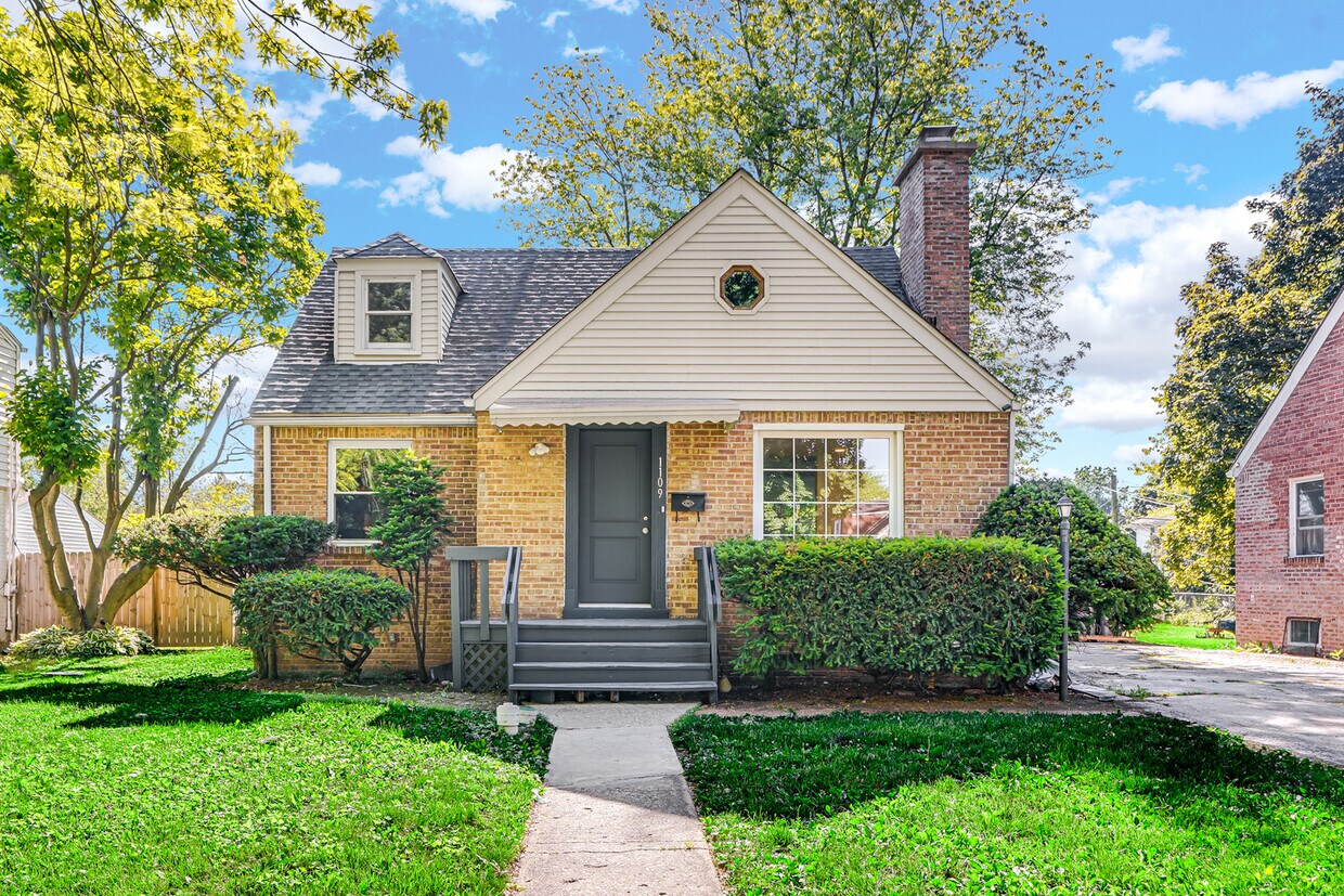 1109 Muirfield Ave, Waukegan, IL 60085 House Rental in Waukegan, IL