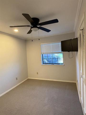 Building Photo - 2733 Silver Creek Dr