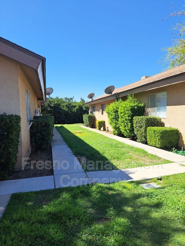 1008 Jefferson Ave Unit C, Clovis, CA 93612 Condo for Rent in Clovis