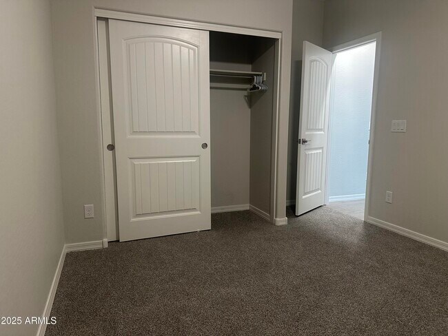 Foto del edificio - 8382 N 174th Ln