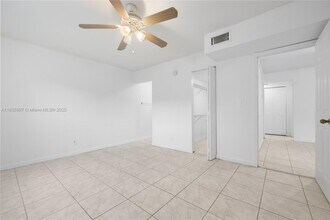 Building Photo - 2912 NW 55th Ave
