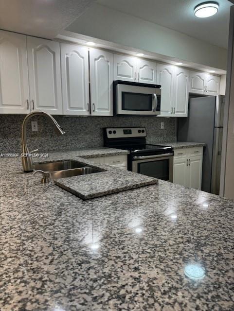 Foto del edificio - 8620 SW 212th St