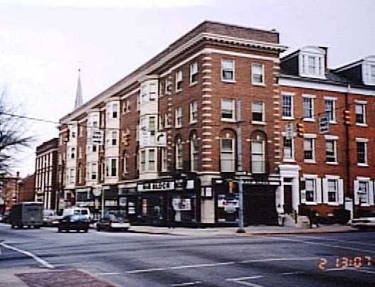 Building Photo - 101 E Market St