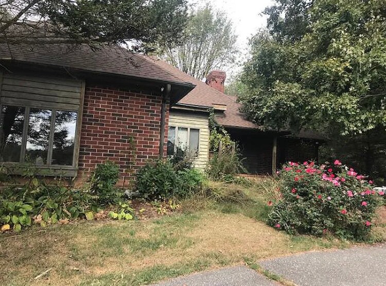 Foto principal - 21320 Georgia Ave