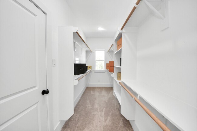 Building Photo - 4806 Cochran St