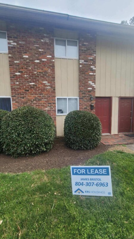 Foto principal - 7103 Wentworth St