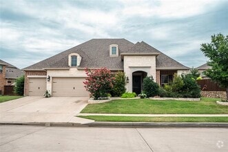 Building Photo - 3412 Meridian Dr