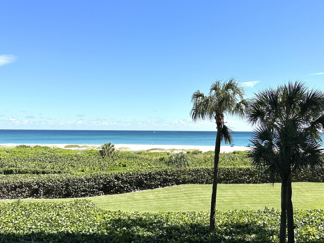 Foto principal - 3000 N Ocean Dr
