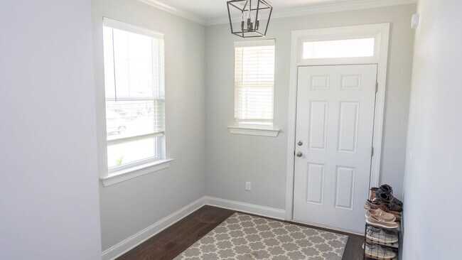 Building Photo - Almost new 4 bedroom 2.5 bathroom just off...