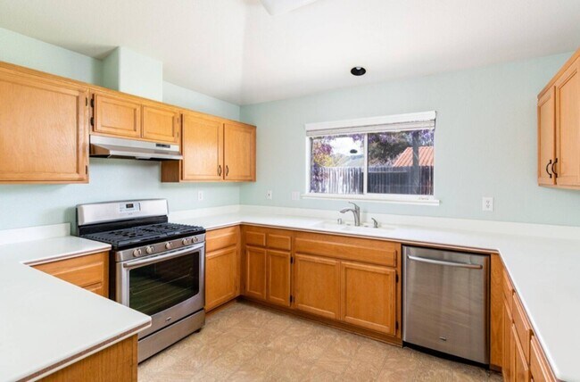 Foto del edificio - 475 Heritage Ln